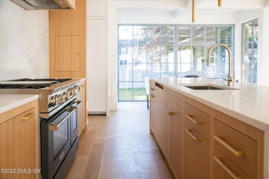59 Summit Kitchen 2