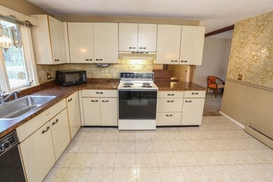 5 Wellesley Cir, South Hadley, MA 01075 - photo 6