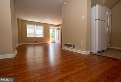 2249 Southorn Rd, Middle River, MD 21220 - photo 5