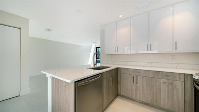 1558 4th St unit 210, Sarasota, FL 34236 - photo 5