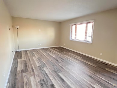 8001 SW 24th St, Topeka, KS 66614 - photo 6