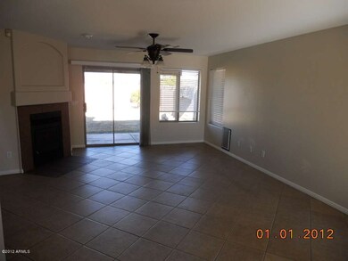 LIVING ROOM / FIREPLACE