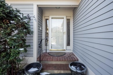 624 W Lyon Farm Dr, Greenwich, CT 06831 - photo 2