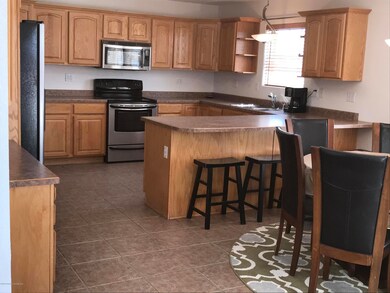 1310 Plum Tree Cir, Bloomfield, NM 87413 - photo 2