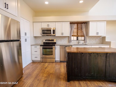 4352 N Rillito Creek Place, Tucson, AZ 85719 - photo 7