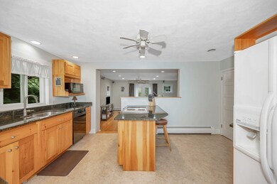 27 Bartley St, Wakefield, MA 01880 - photo 5