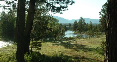 Close proximity to Payette River