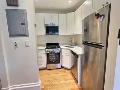 23 Garrison Rd unit 2R, Brookline, MA 02445 - photo 3