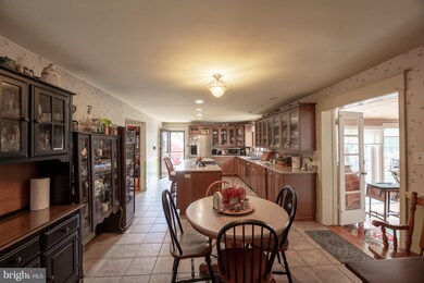 507 Oakcrest Ln, Wallingford, PA 19086 - photo 6