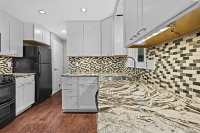 3 Skyline Dr unit 30, Amherst, NH 03031 - photo 4