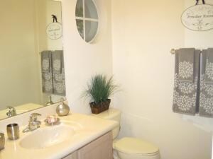 2033 Oakhurst Way, Riviera Beach, FL 33404 - photo 7