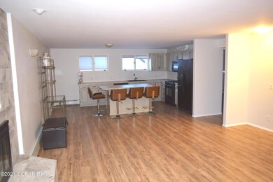 Living Dining Area