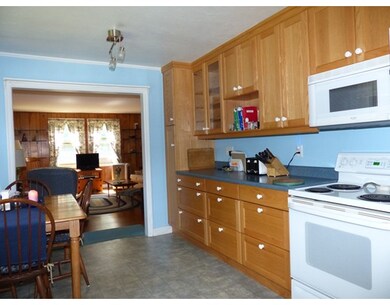 327 W River St, Orange, MA 01364 - photo 6