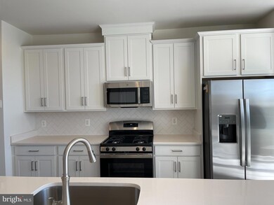 127 Wake Robin Ct, Lake Frederick, VA 22630 - photo 7