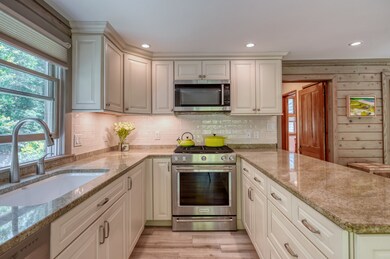plenty of counter space