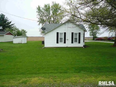 900 S Plum St, Virginia, IL 62691 - photo 6