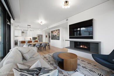 The Coloradan unit 1720, Denver, CO 80202 - photo 3