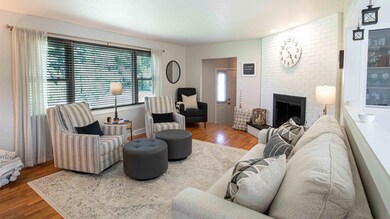 858WinslowCt-27