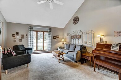 10911 Towpath Ct, New Haven, IN 46774 - photo 5