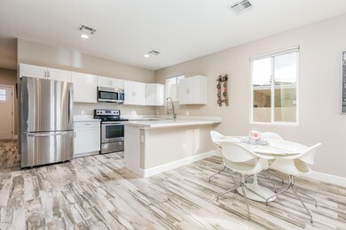 1521 E Sheridan-14