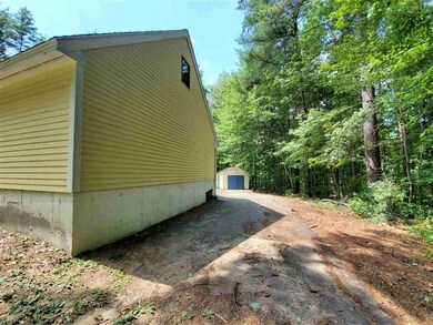 647 4th Range Rd, Pembroke, NH 03275 - photo 4