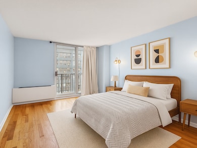 The Waterford unit 14H, Chicago, IL 60613 - photo 7