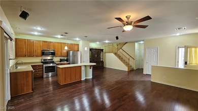 9267 Grassy Weep Ct, Las Vegas, NV 89178 - photo 6