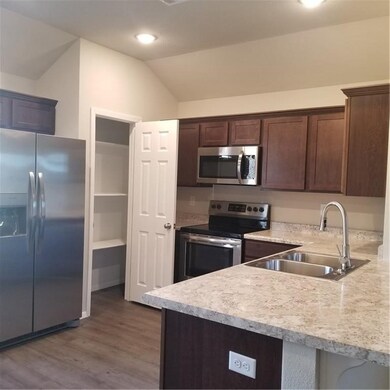 970 E Sparrow Cir, Fayetteville, AR 72701 - photo 7