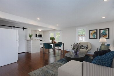 54 Elizabeth Rd, Billerica, MA 01821 - photo 3