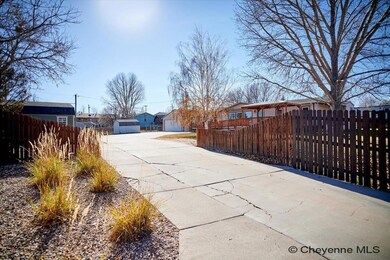 4315 Bevans St, Cheyenne, WY 82001 - photo 2