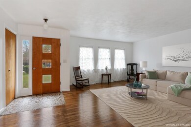 4043 E Ludlow St, Rolling Prairie, IN 46371 - photo 4