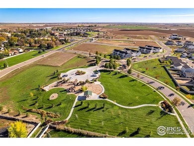 Walk to this beautiful neighborhood park!