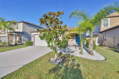 31867 Barrel Wave Way, Wesley Chapel, FL 33545 - photo 4