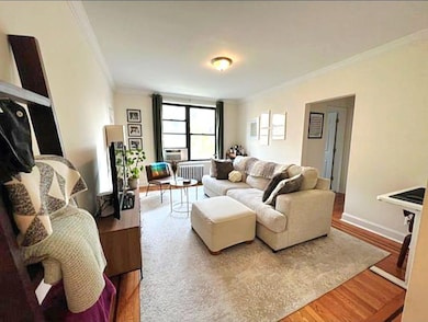 8364 Talbot St unit 4B, Kew Gardens, NY 11415 - photo 3