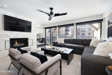 684 W Lionshead Cir unit 304, Vail, CO 81657 - photo 6