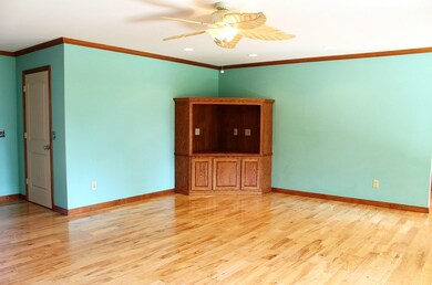 110 Spring Creek Cir, Cookeville, TN 38506 - photo 5