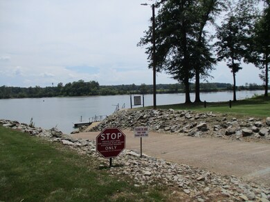 Swallow Bluff Resorts dock