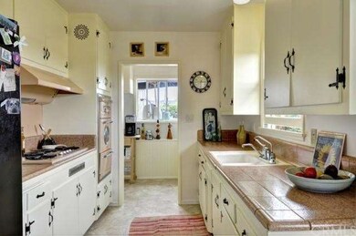 Nostalgic Kitchen....wash your dishes and look at 