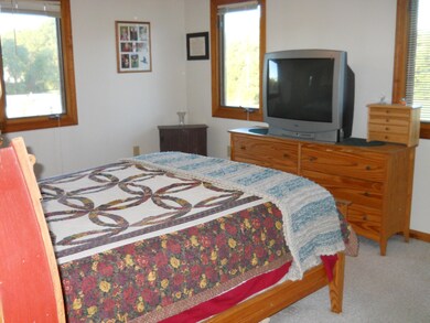 5195 N. Miles