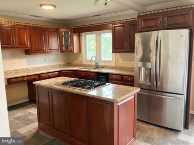 107 Noble Ln, Berryville, VA 22611 - photo 2