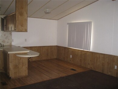 16768 Pebble Beach Dr, Victorville, CA 92395 - photo 7