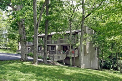 1032 Hancock Cir unit 49, Harrodsburg, KY 40330 - photo 3