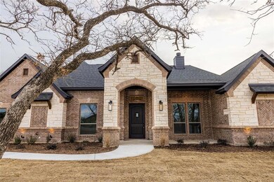 153 Clayton Crossing, Springtown, TX 76082 - photo 4