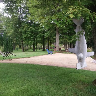 70 N Patterson Rd, Wayland, MI 49348 - photo 2