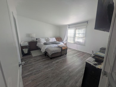 400 Nevada unit 400, Belleville, MI 48111 - photo 4