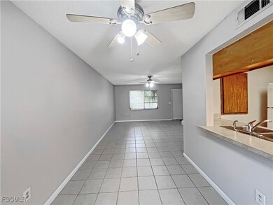 6635 Warwick Cir unit 8, Fort Myers, FL 33919 - photo 6