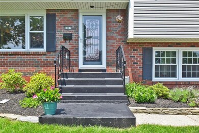 1817 Easthill Dr, Bethlehem, PA 18017 - photo 3