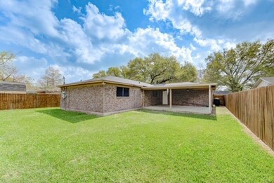 512 Linda Ln, Alvin, TX 77511 - photo 7