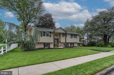 937 E Walnut St, Palmyra, PA 17078 - photo 3