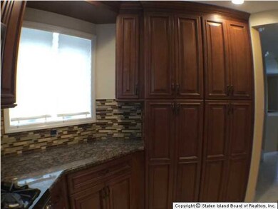 120 John St, Staten Island, NY 10302 - photo 5